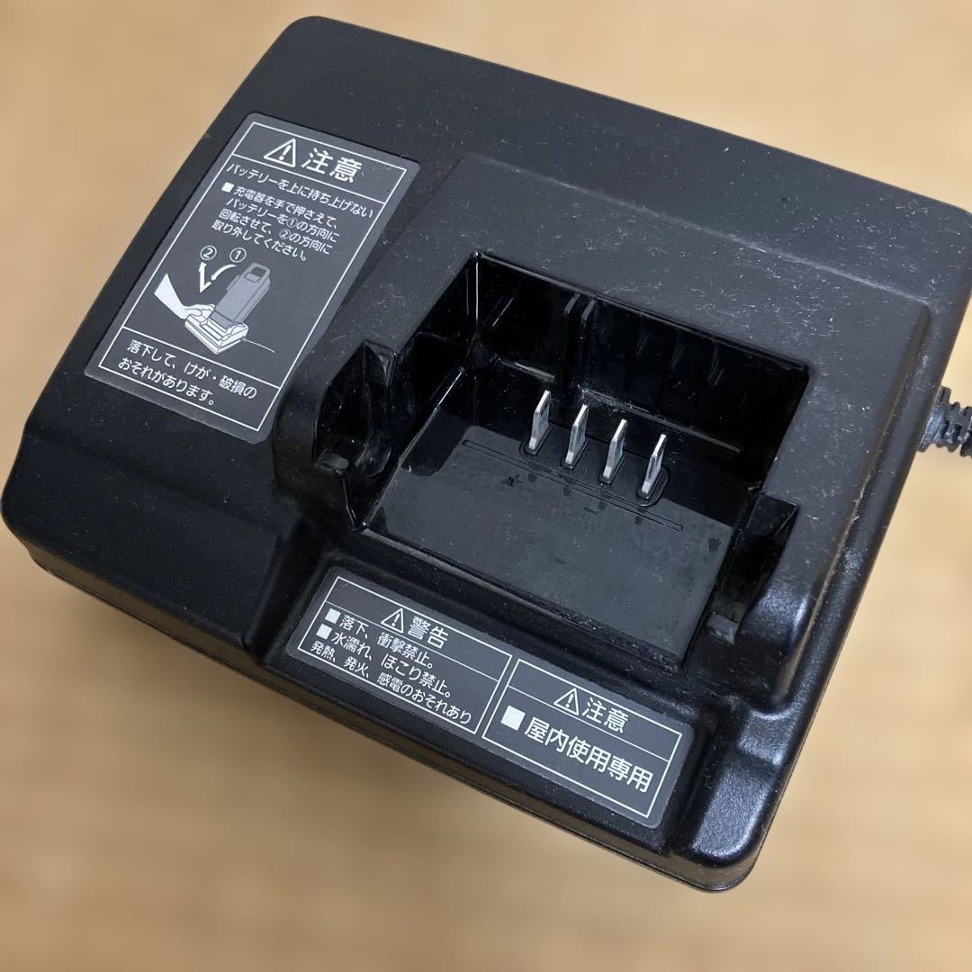 Panasonic 充電器 NKJ069Z1