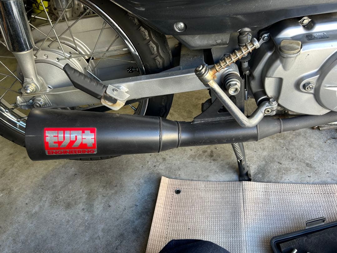 【週末限定値下げ】モリワキ マフラー ホンダ　スーパーカブ JA10