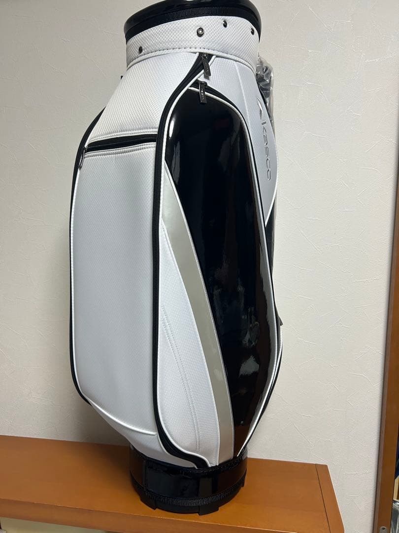 【新品未使用】Kasco MR-1108 ゴルフバッグ ホワイト/ブラック