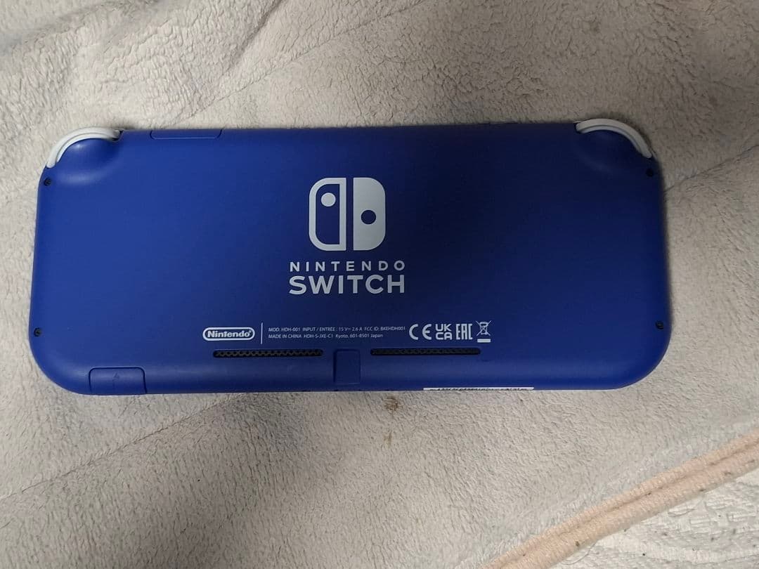 Nintendo Switch Lite 青 (ぽて様予約済み商品)