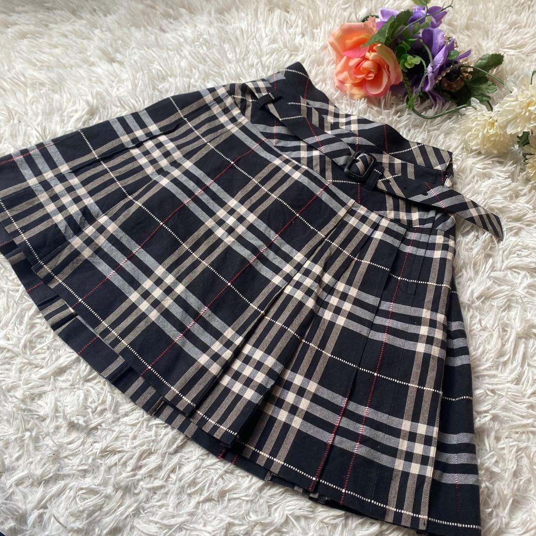 美品Burberryバーバリー卒服4点ブレザー・スカート・ブラウス・リボン150