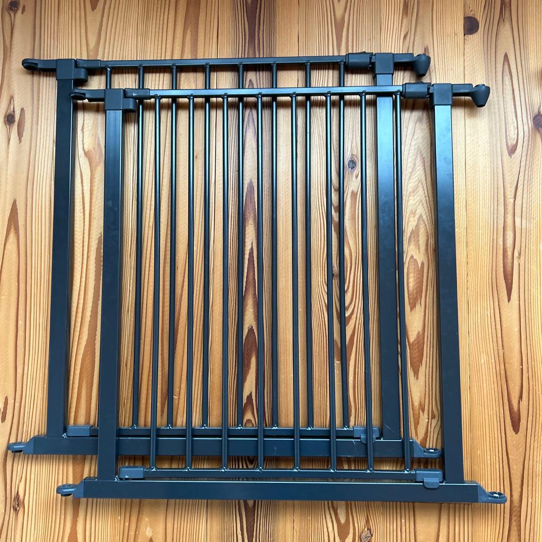薪ストーブ　ベビーゲート　ベビーダン　ハースゲート　黒