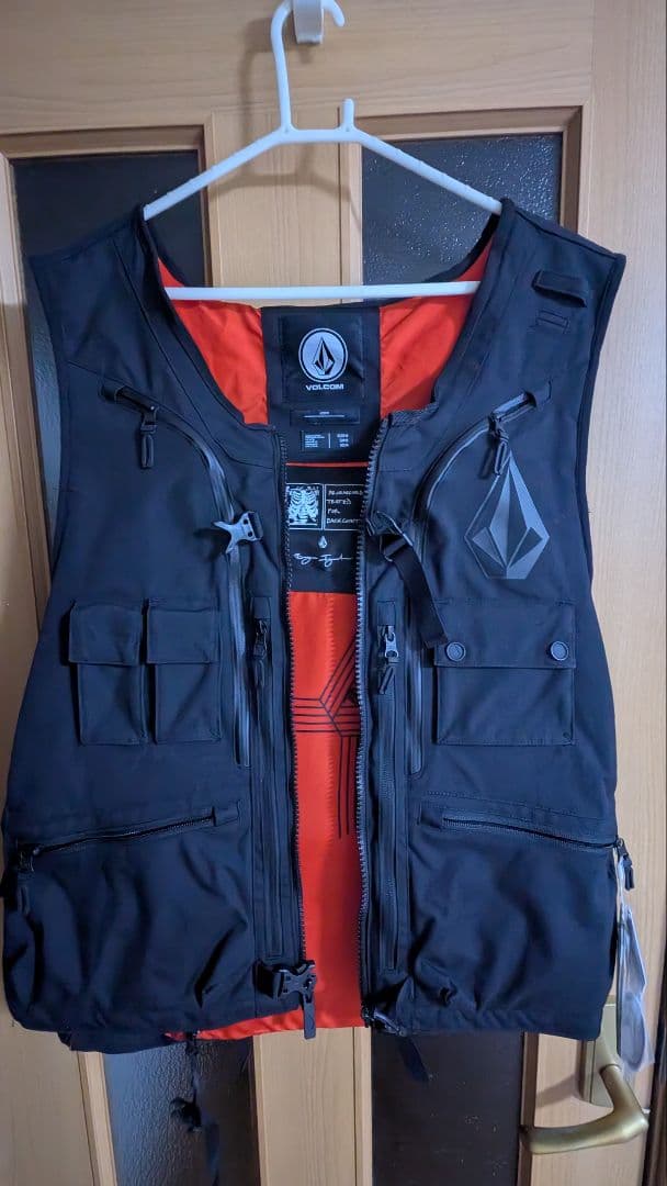 新品 VOLCOM IGUCHI SLACK VEST Mサイズ