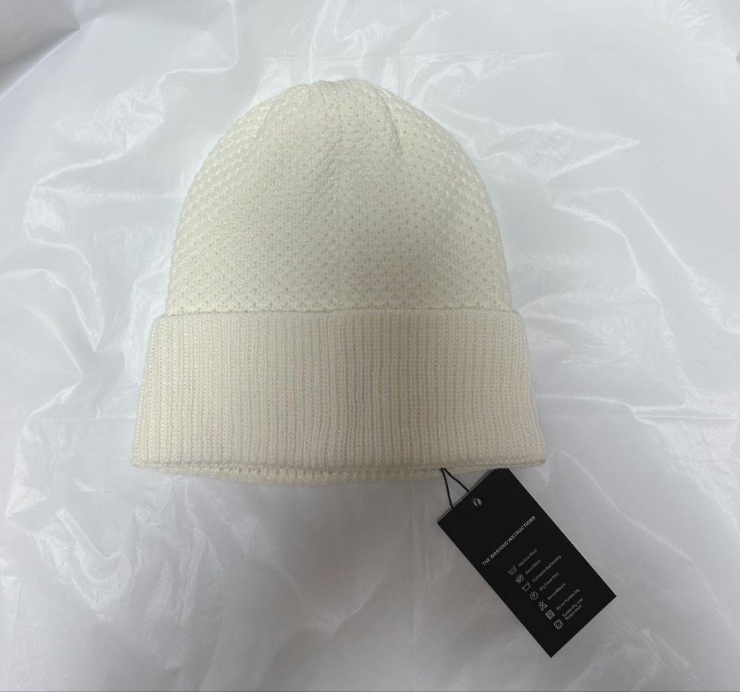 CHANEL ホワイトニット帽 ロゴ入りノベルティ新品