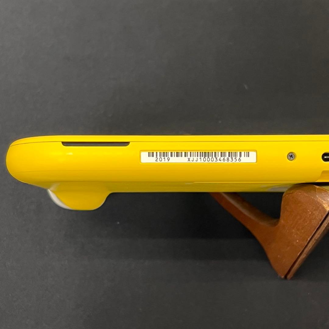 ジャンク【電源確認済み】Nintendo Switch Lite　イエロー