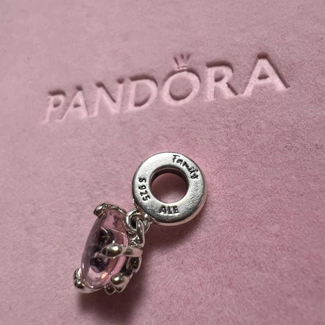 アクセサリー Pink Family Tree & Heart Dangle Charm