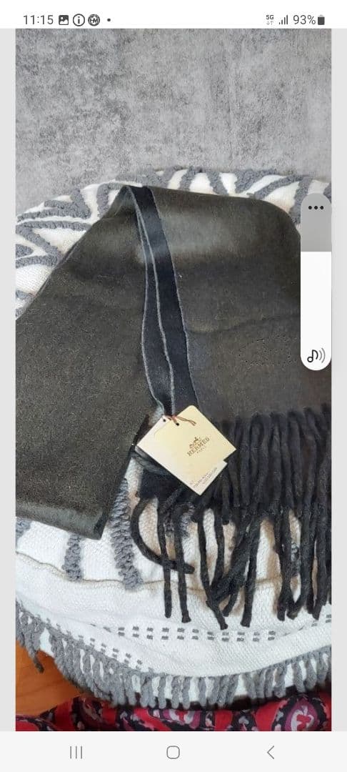 HERMESダークグレー フリンジ付きマフラー