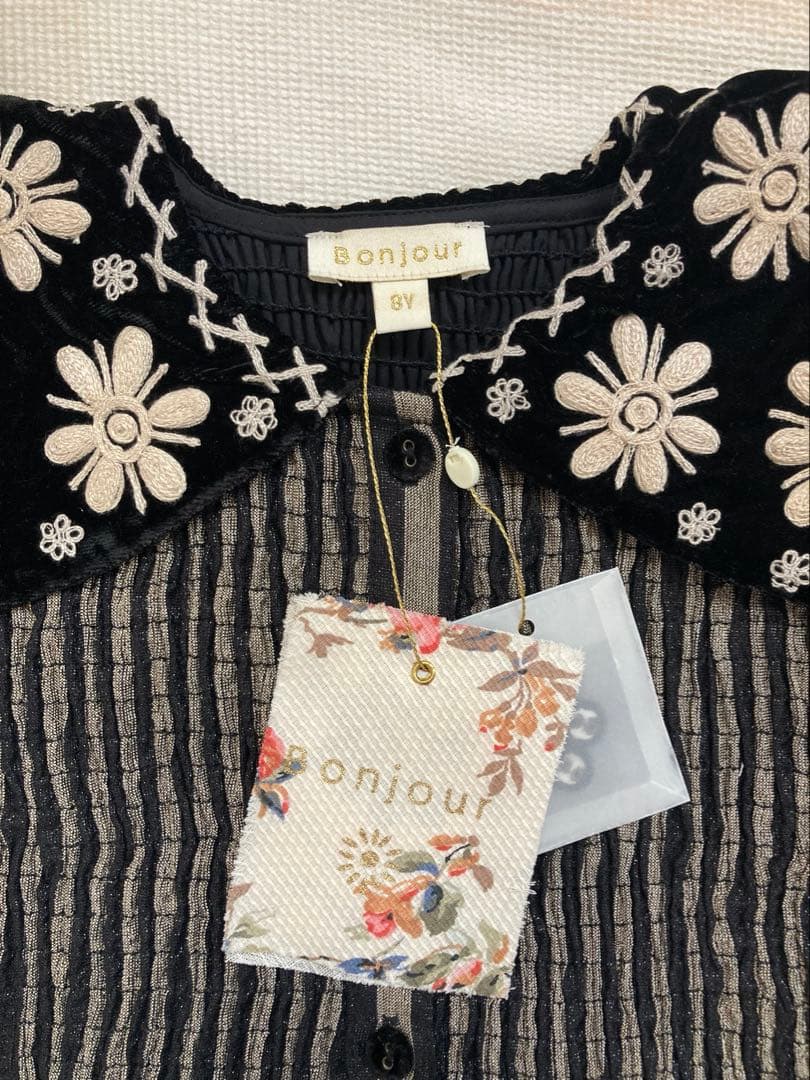 bonjour 新品・タグ付き　ワンピース 8Y