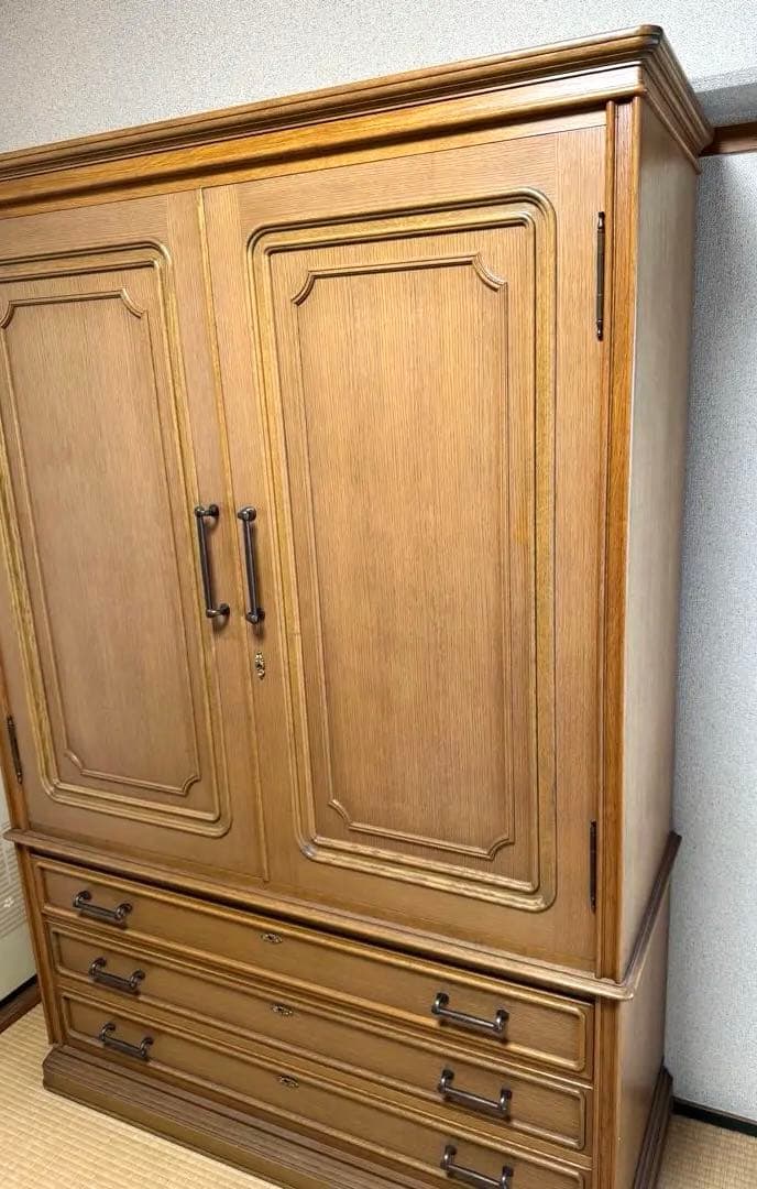 一枚板から造られた高級和ダンス　着物箪笥　着物収納　タンス　送料無料　高級家具