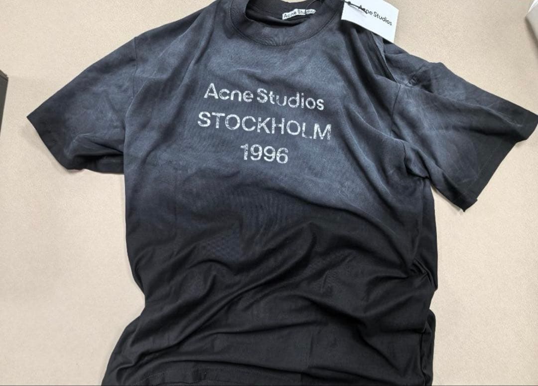 Acne Studios ロゴTシャツ Lサイズ