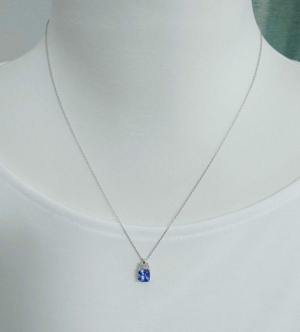 専用　K18WGタンザナイト　ダイヤモンドペンダント　ネックレストップ