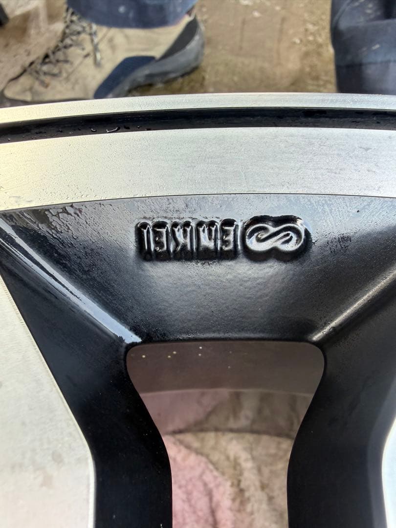 アルファード　ベルファイア　20インチ　エンケイアルミホイール　オールエイト4本