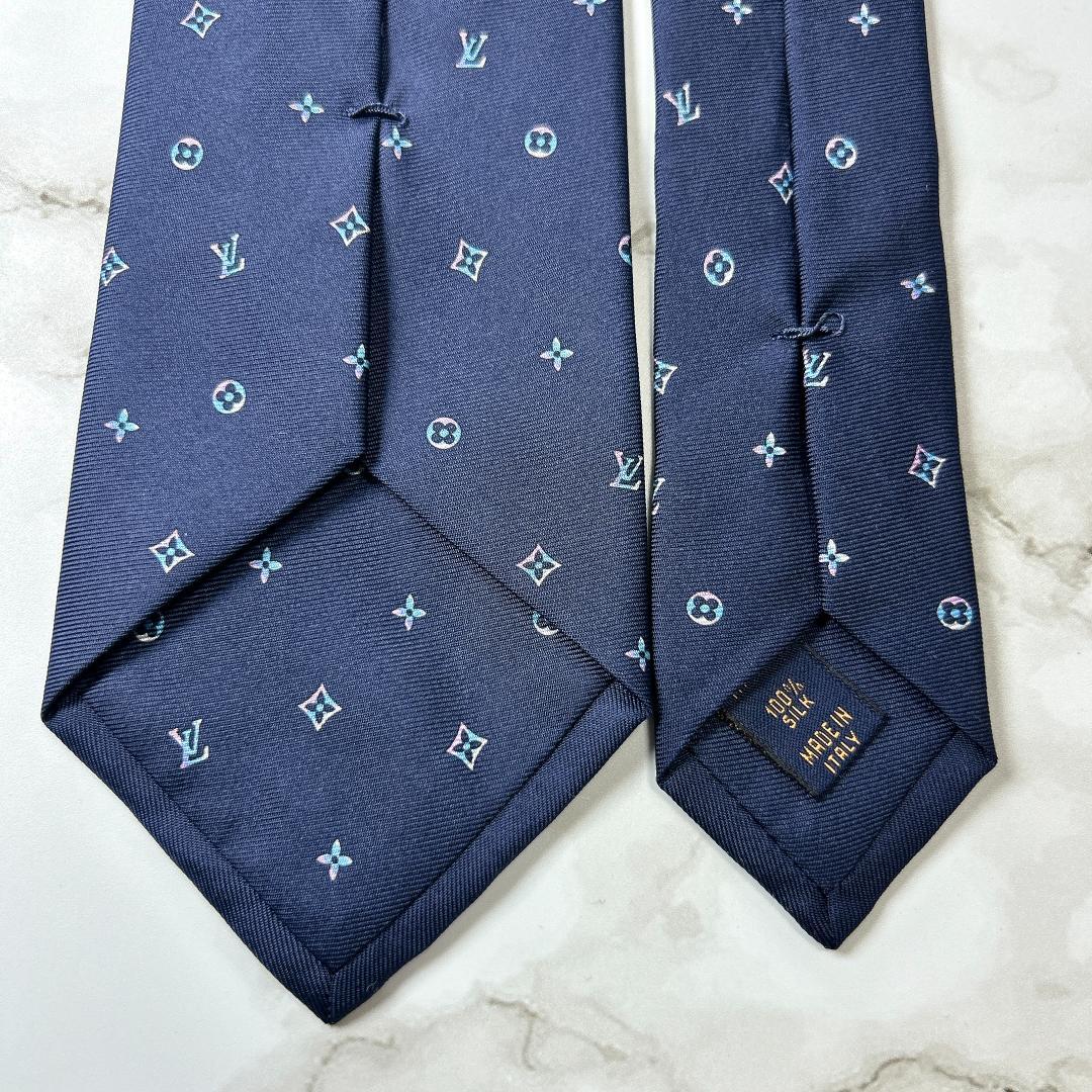 美品　ルイヴィトン　ネクタイ　マルチモノグラム　ビジネス　現行　肉厚　ネイビー