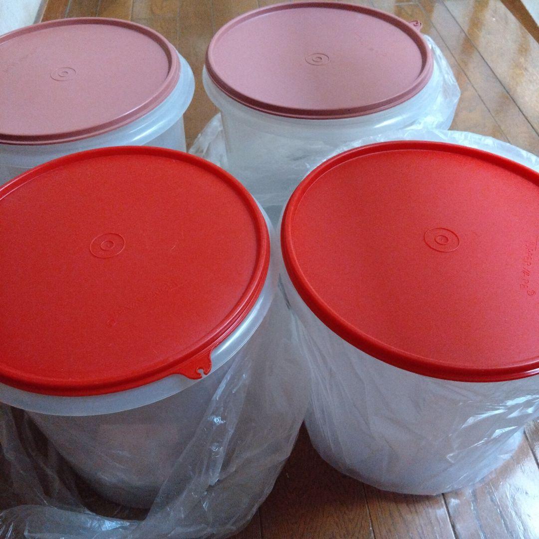 タッパーウェア　8.8㍑　ジャイアント