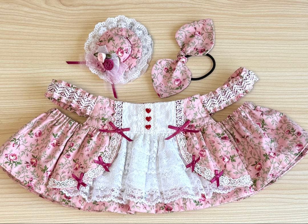 ラボット服　ロリータ風2着組セット　LOVOT ラボットハンドメイド