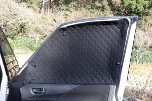 アウトランダーPHEV GN0W BMSブラックアルミサンシェード