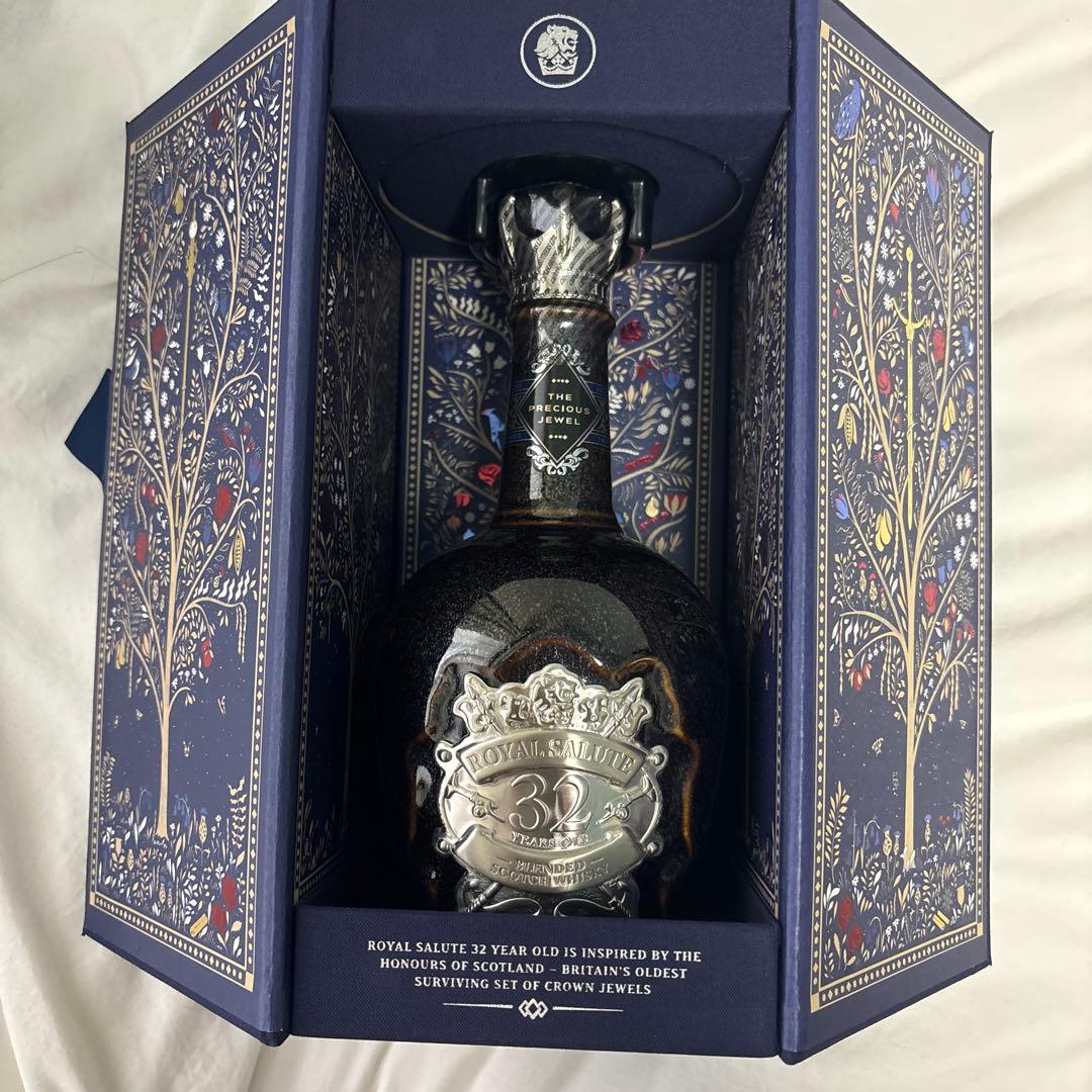  Salute 32年 ブレンデッドスコッチウイスキー