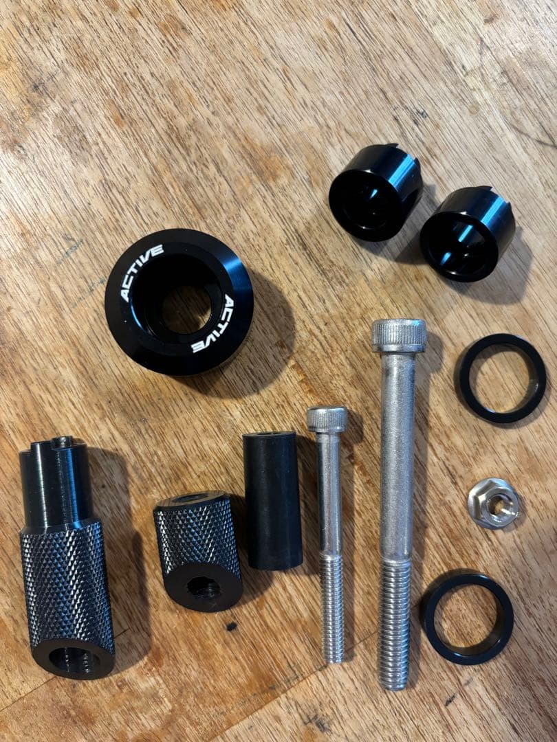 ACTIVE ブレーキレバーガード　バーエンド　マウントキット　新品