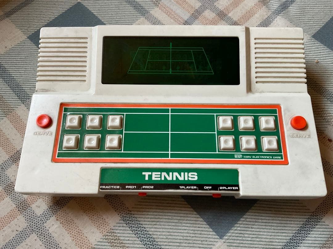 TOMY（現、タカラトミー）テニス。ポータブルゲーム機【作動不確認に付き？】