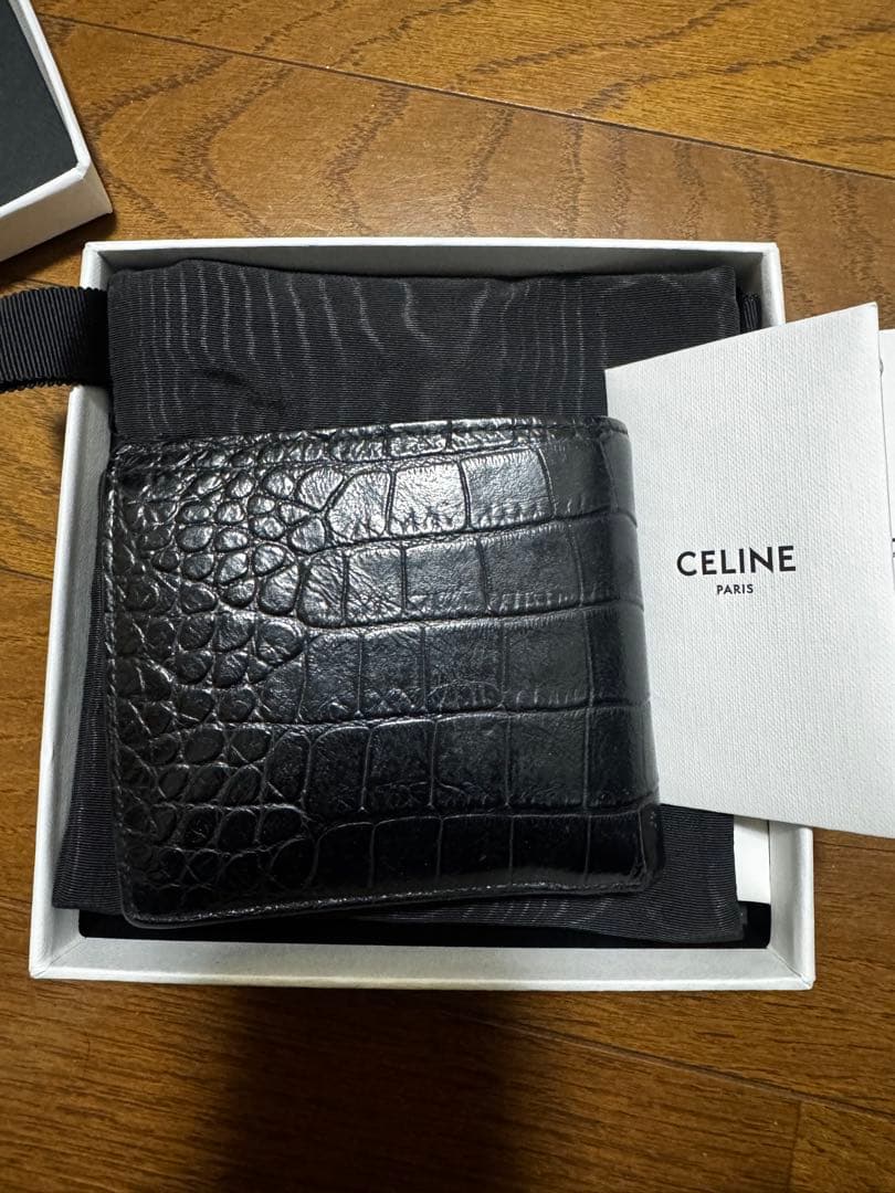 CELINE ブラックレザー 二つ折り財布