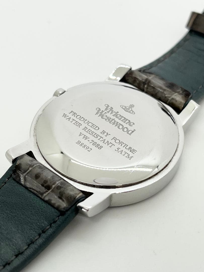 ヴィヴィアンウエストウッド 腕時計 VW-7088 グリーン