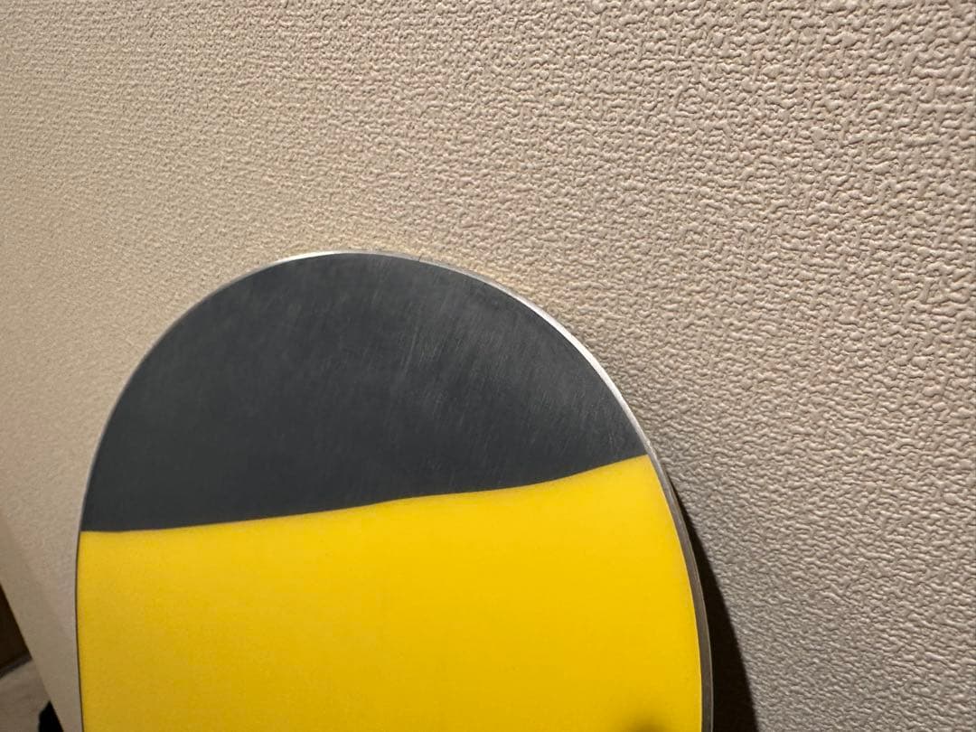 NOVEMBER ARTISTE ノーベンバー アーティスト スノーボード 板