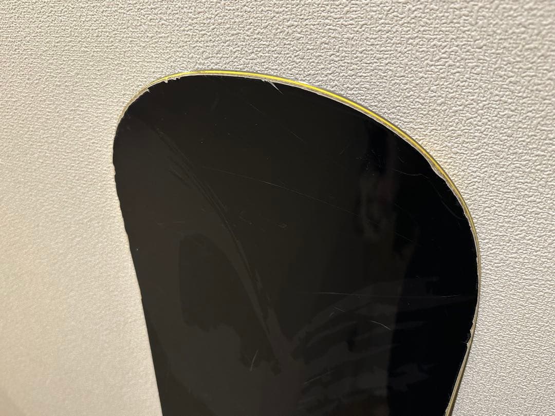 NOVEMBER ARTISTE ノーベンバー アーティスト スノーボード 板