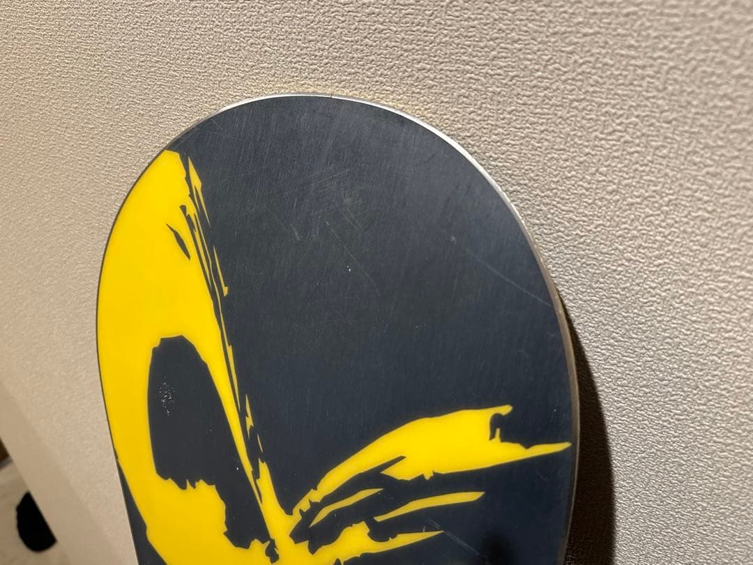 NOVEMBER ARTISTE ノーベンバー アーティスト スノーボード 板