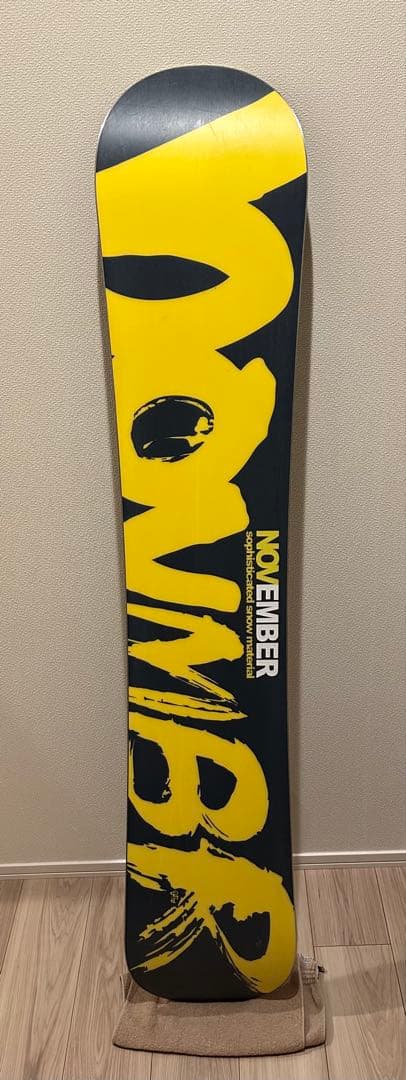 NOVEMBER ARTISTE ノーベンバー アーティスト スノーボード 板