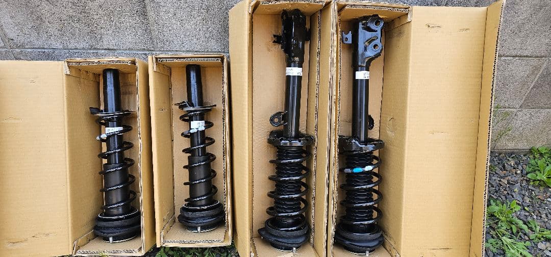 たく@プロフ必読様用ホンダs660 純正ブレーキローター　一式サスペンション一式