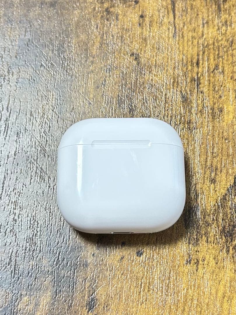 【左耳・ケース良品】AirPods 4 ノイキャン搭載モデル（右耳不動）