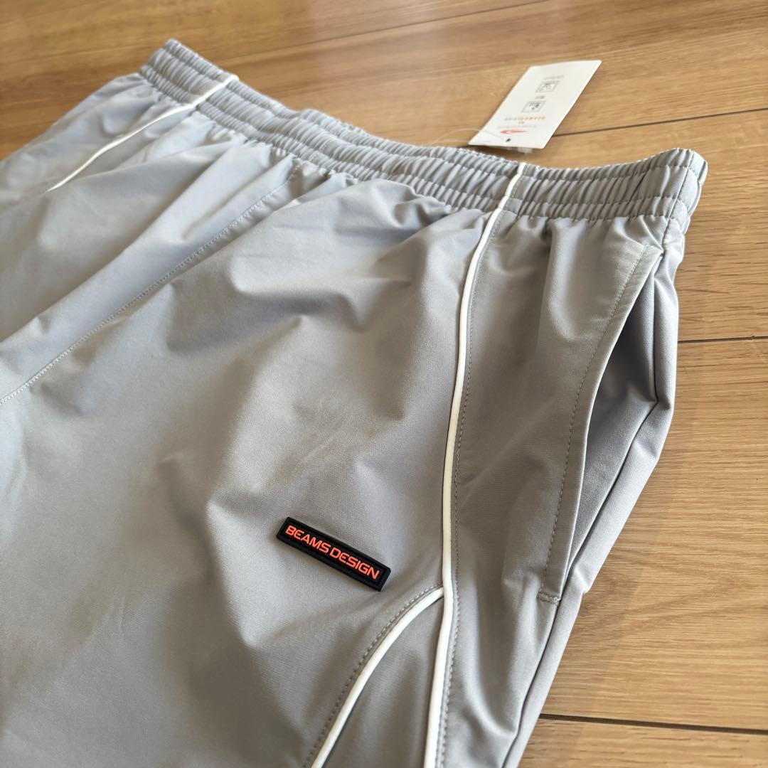 新品　ビームスデザイン　上下セット　ウインドジャケット　ウインドパンツ　グレー