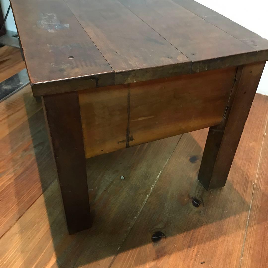 美品　木製　当時物　文机　ヴィンテージ　取手の金具も可愛い　どっしりした作り