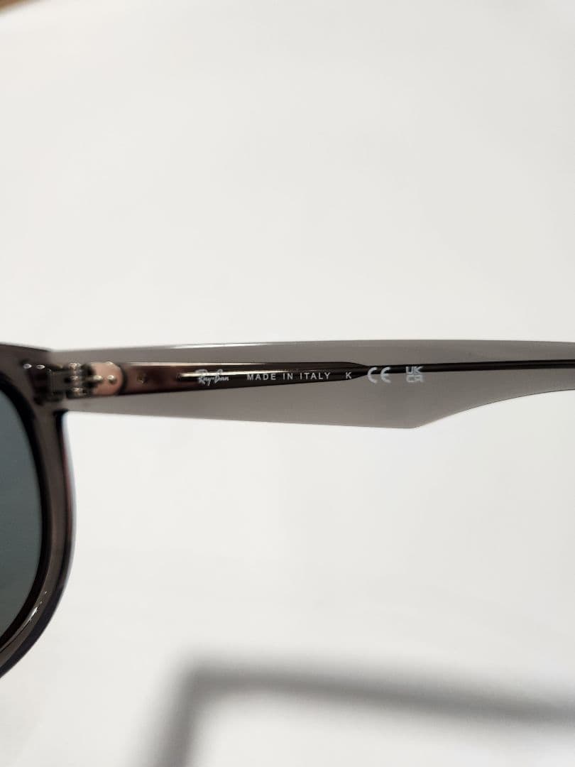 Ray-Ban　WAYFARER REVERSE