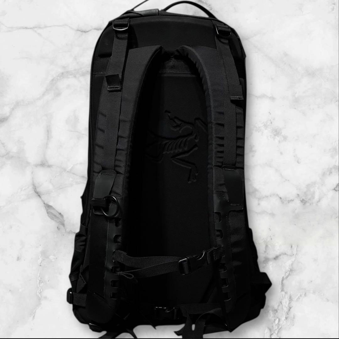 ARC'TERYX アークテリクス アロー22 リュック ブラック メンズ