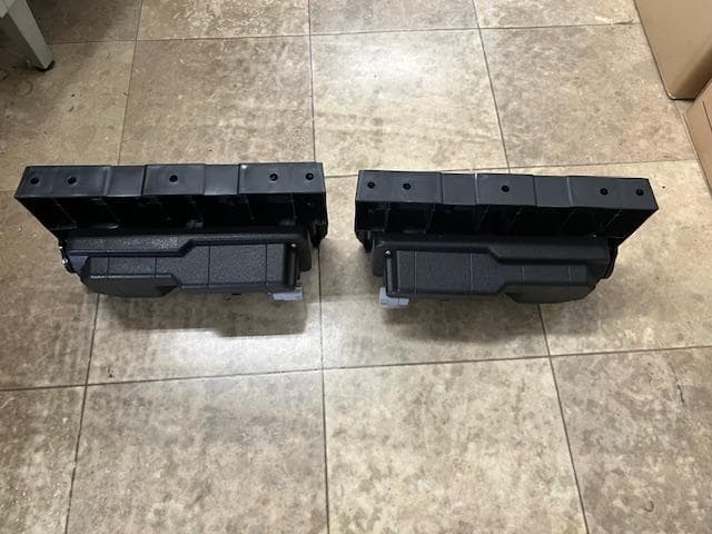 KOITO　日野純正LEDテールランプ　左右セット　トラック➂'