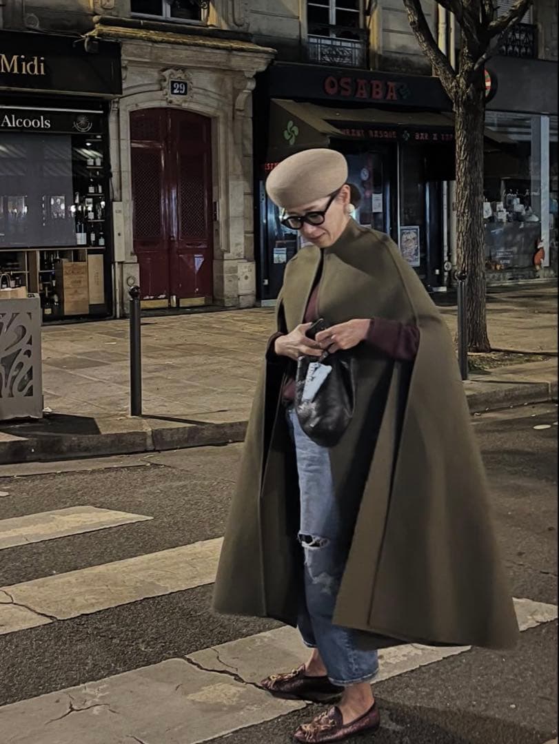 マディソンブルー ケープ　ロングコート　ブラック