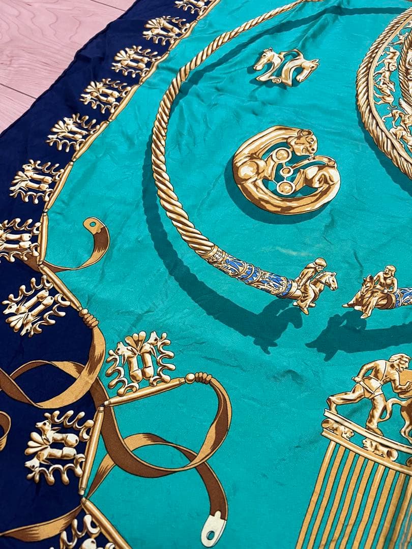 エメラルドグリーン ネイビー スカーフ HERMES