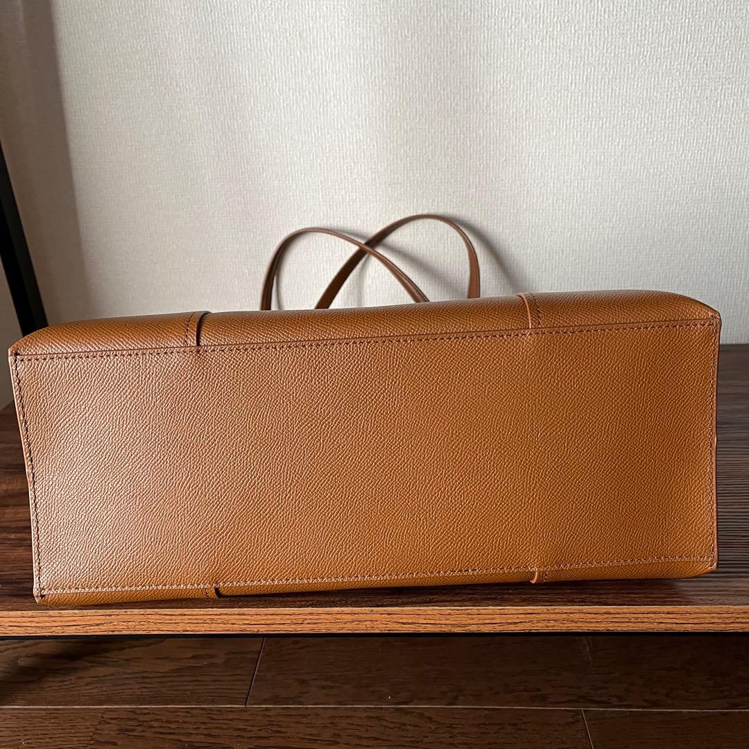 【新品未使用✨】FURLA VITTORIA Lヴィットリア トートバッグ ロゴ