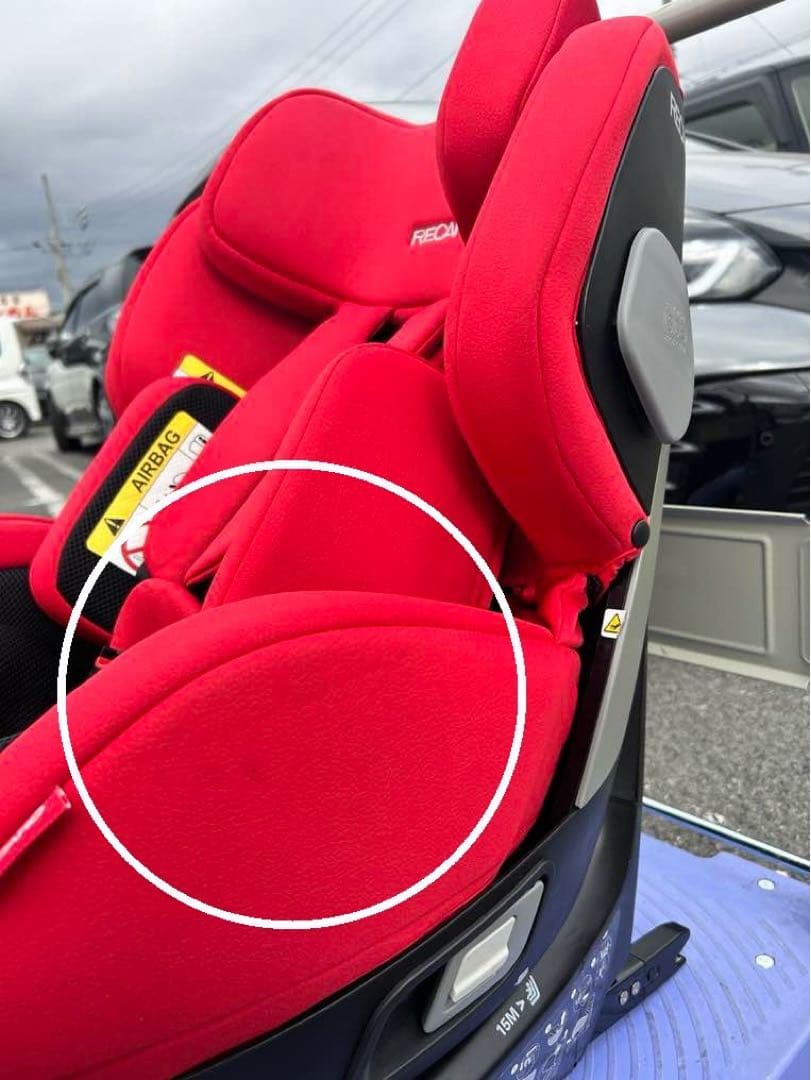 RECARO Salia スポーティ レッド