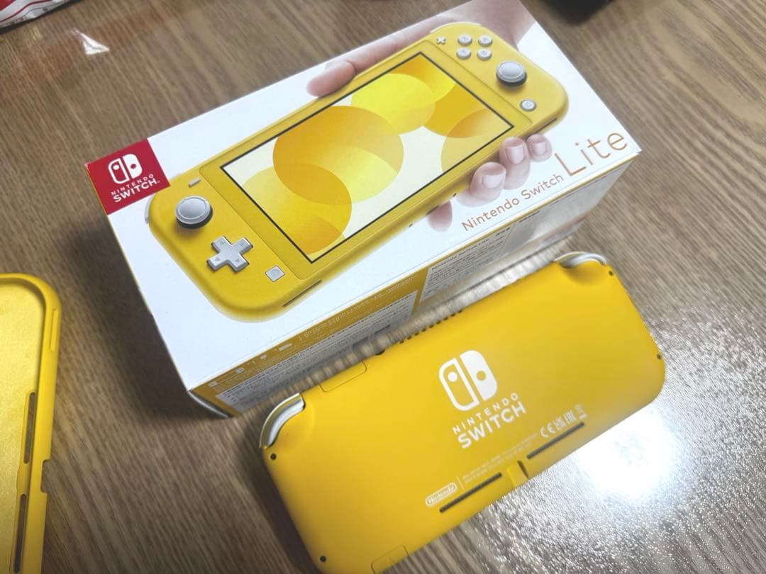 Nintendo Switch Lite イエロー 本体　コントローラおまけ付き