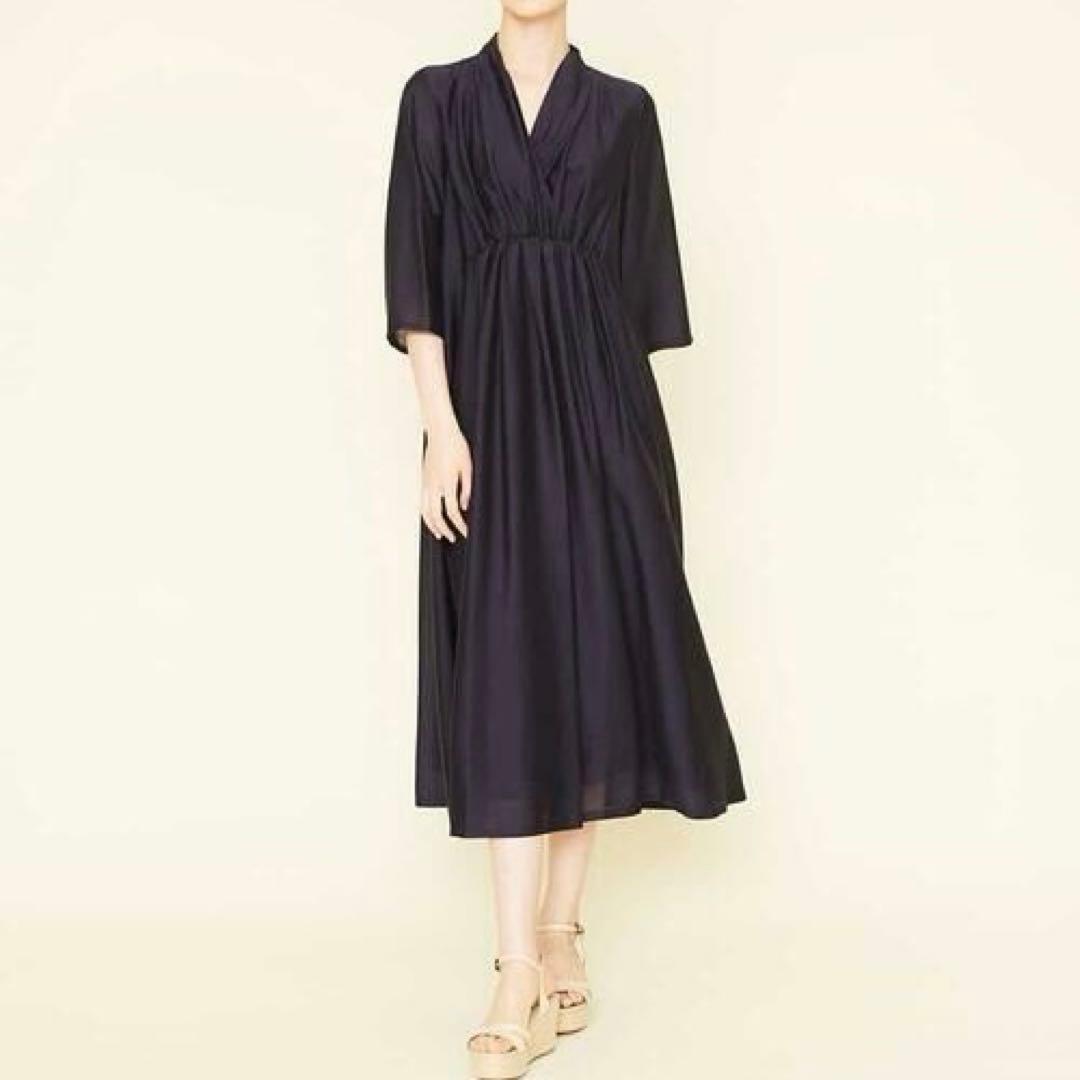 極美品✨シビラ シルク混 2022年 ネックギャザーワンピース ネイビー M