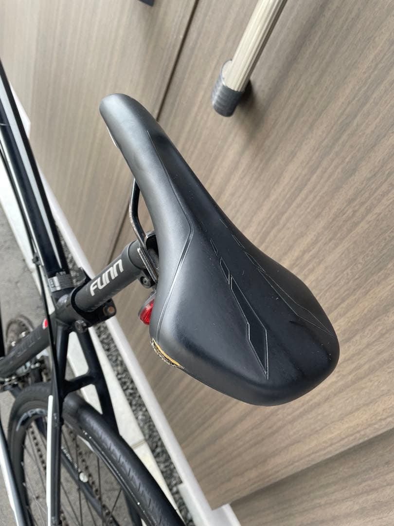 クロスバイク シマノ3x7段変速 身長170-185cm程度 700c FUNN