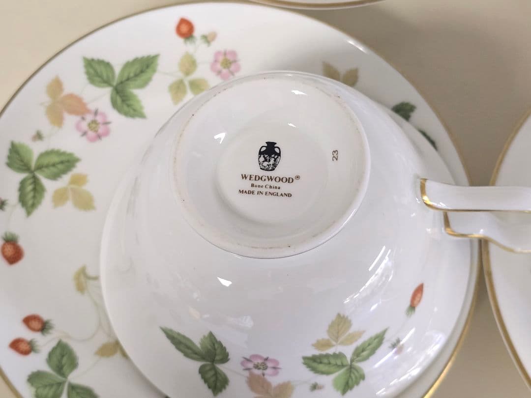  ウェッジウッド ワイルドストロベリー まとめ 現状品