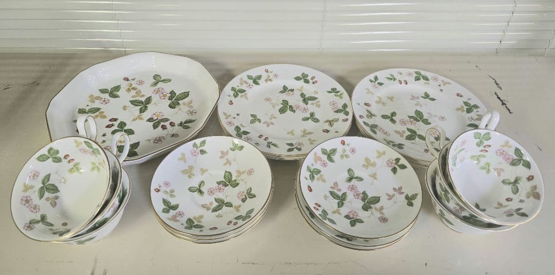  ウェッジウッド ワイルドストロベリー まとめ 現状品