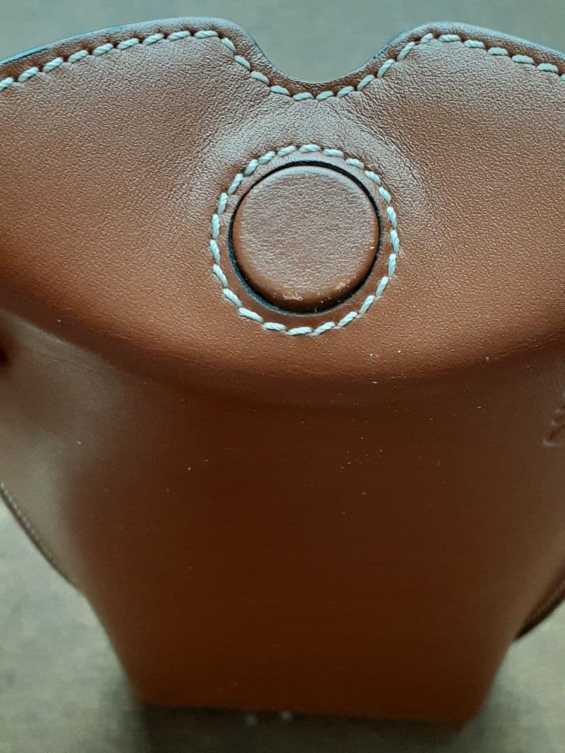 LOEWE ゲートポケット ショルダーバッグ