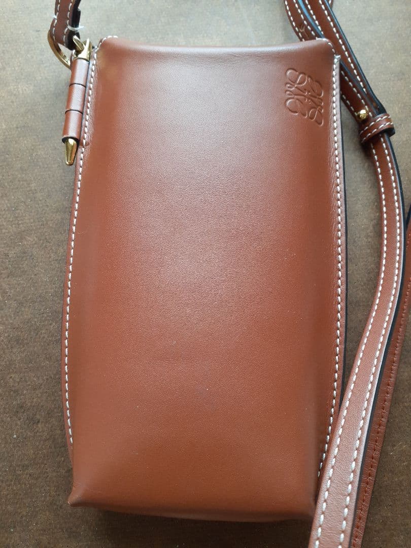 LOEWE ゲートポケット ショルダーバッグ