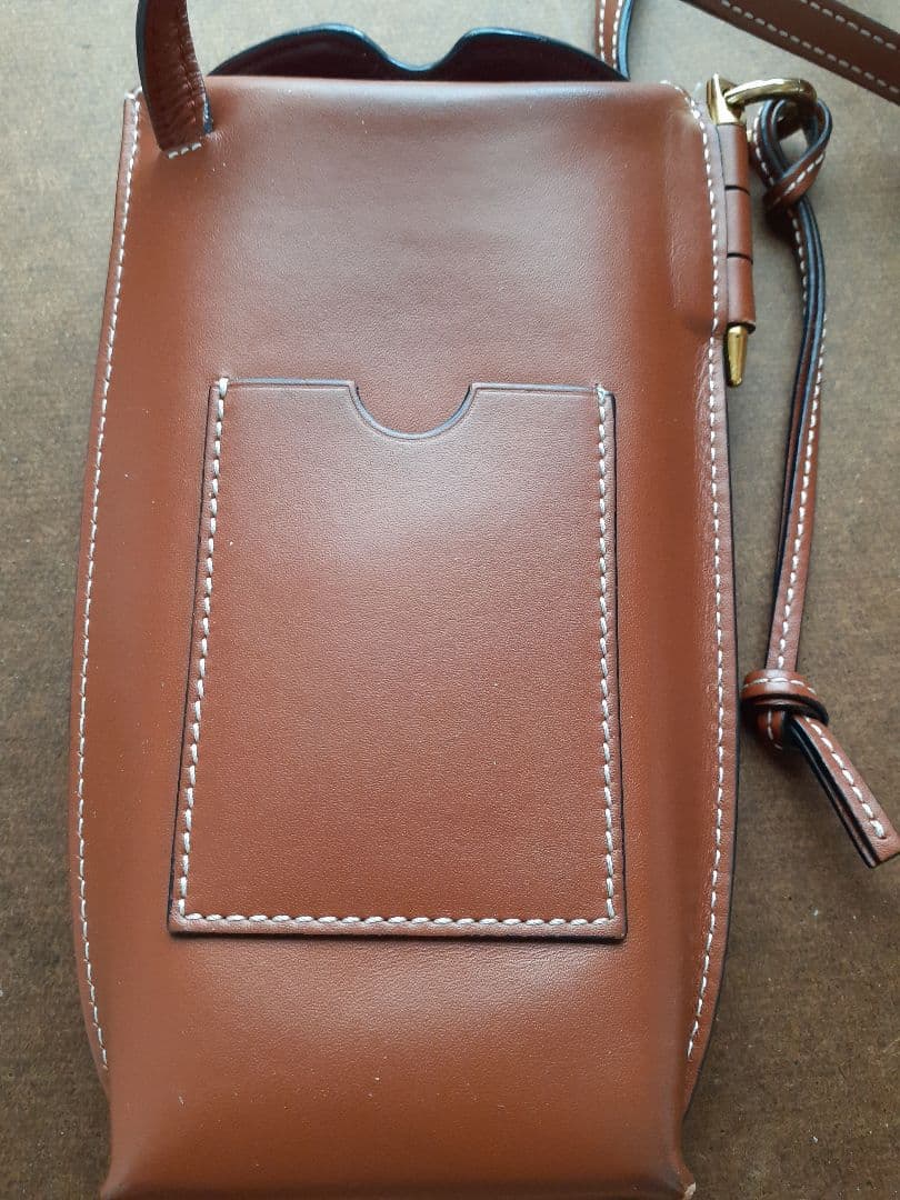 LOEWE ゲートポケット ショルダーバッグ