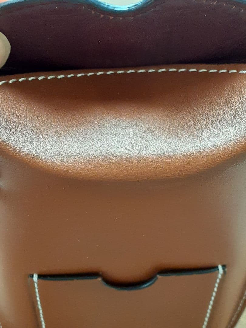 LOEWE ゲートポケット ショルダーバッグ