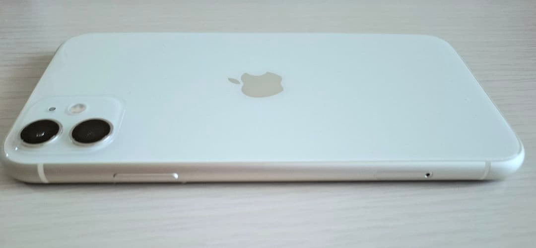 バッテリー97%【超美品】iPhone11 ホワイト 128GB SIMフリー